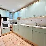Apartamento Modern 2 Bedroom In *